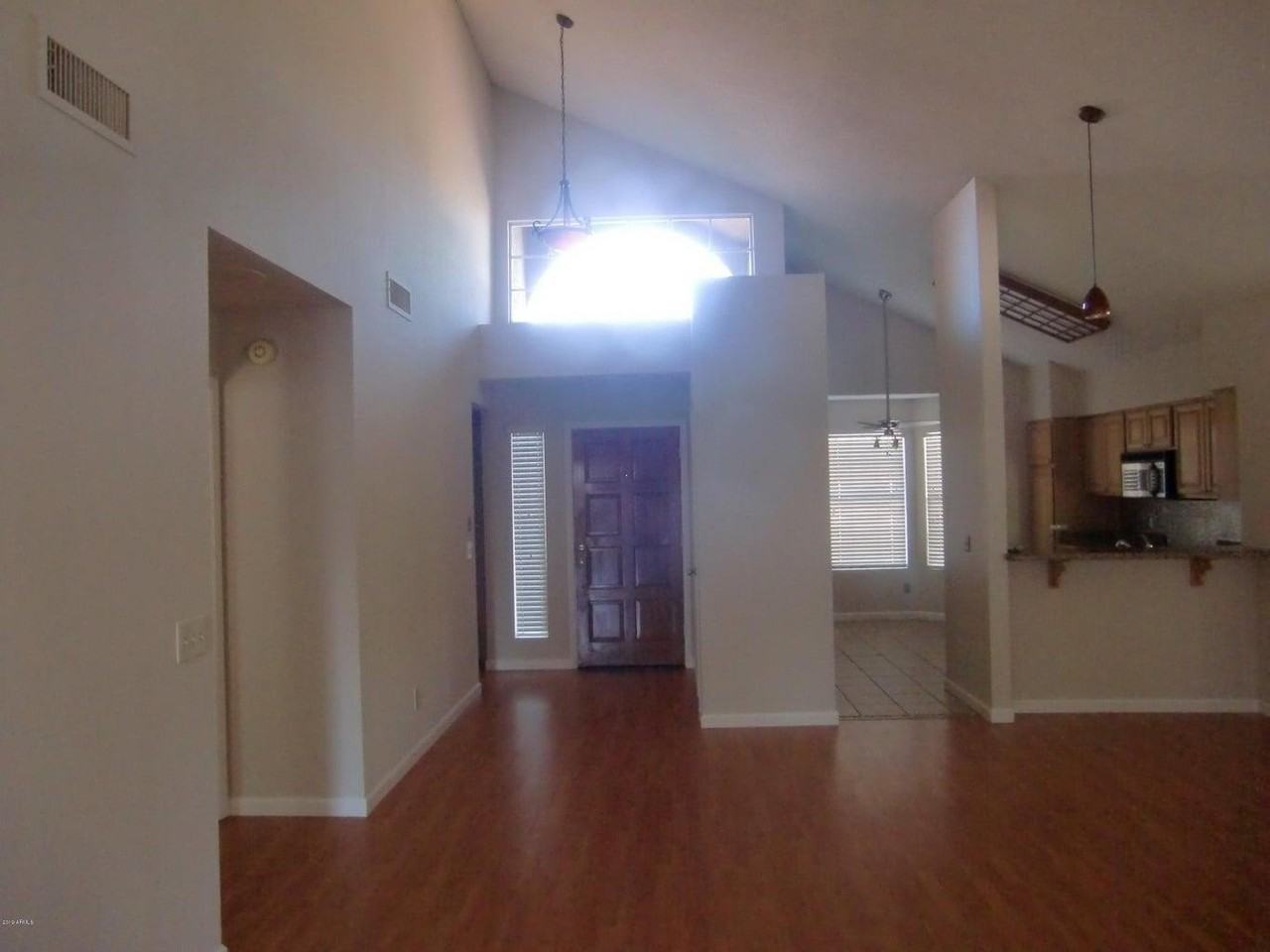 3305 E Wildwood Dr - Photo 3 of 19