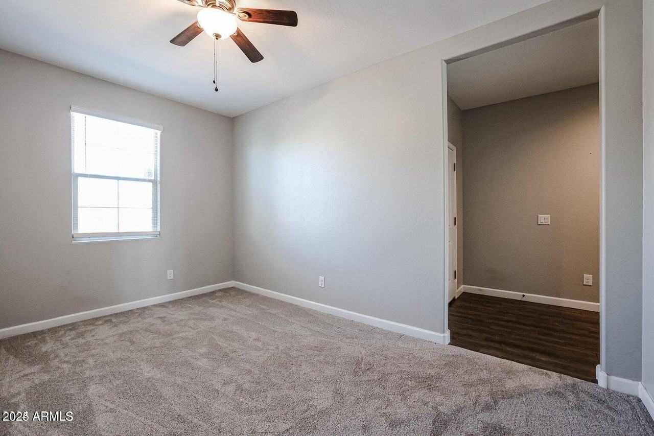 30203 W Fairmount Ave - Photo 6 of 46