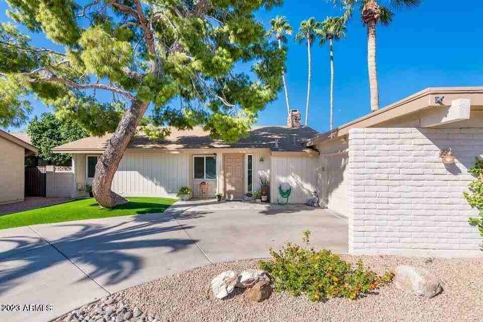 7526 N Via De La Campana - Photo 4 of 50