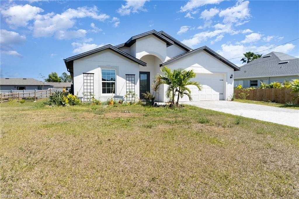 165 Blackstone Dr - Photo 3 of 28