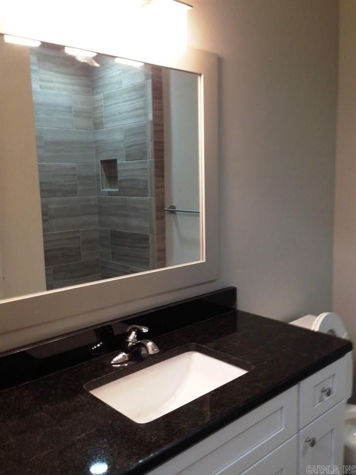 1855 Mckennon St - Photo 6 of 10