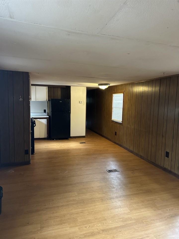 6609 Fitts Rd - Photo 3 of 9