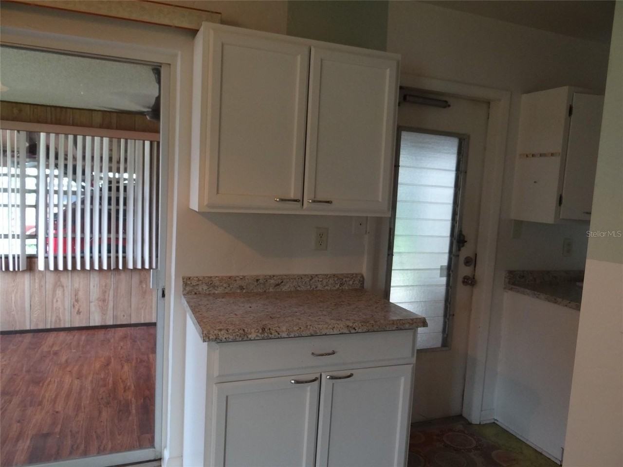 21946 Cellini Ave - Photo 4 of 13