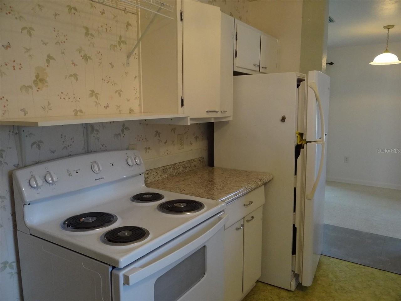 21946 Cellini Ave - Photo 6 of 13
