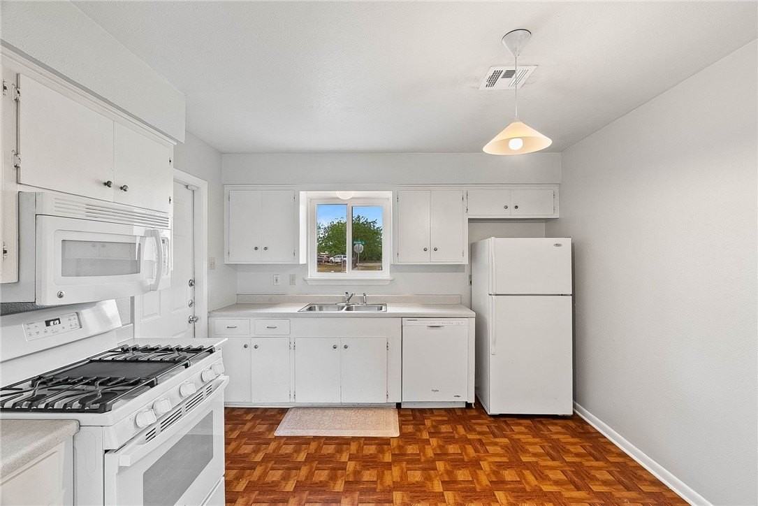 5418 Buggywhip Dr - Photo 2 of 15