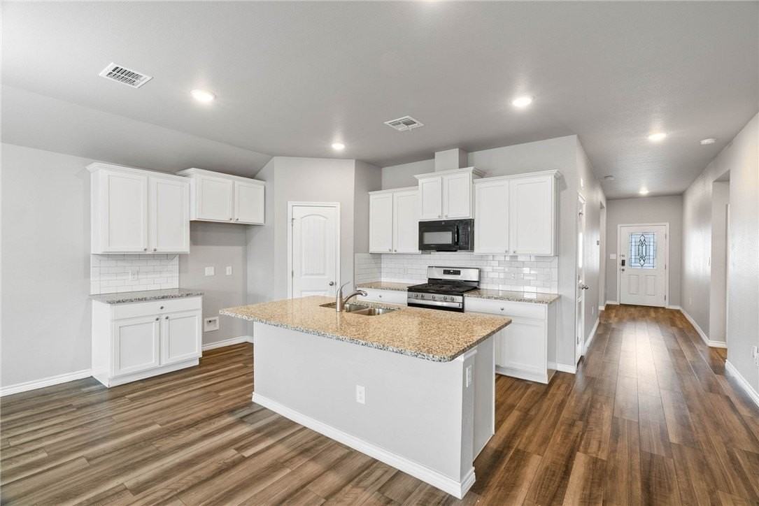 7226 Adler Dr - Photo 5 of 20