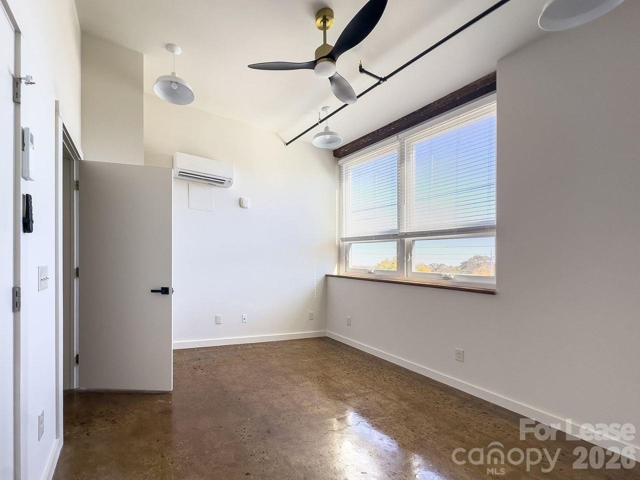 510 S College St Apt 120 - Photo 4 of 21