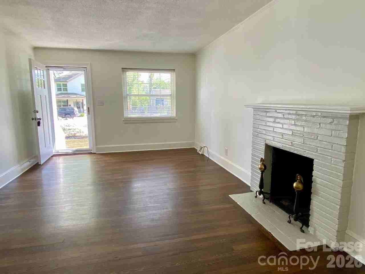 1417 Cortland Rd W - Photo 7 of 23