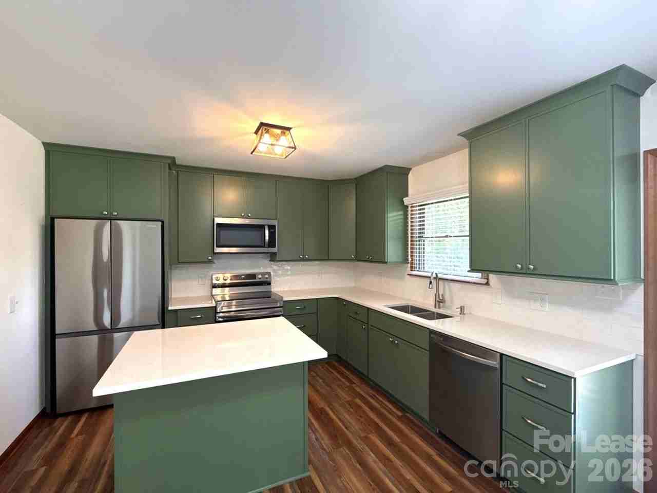 110 Aqua Dr - Photo 7 of 25