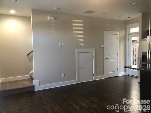 951 Warren Burgess Ln - Photo 5 of 17