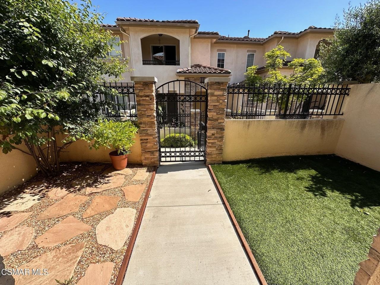 1194 Vista Canyon Ln #17 - Photo 4 of 16