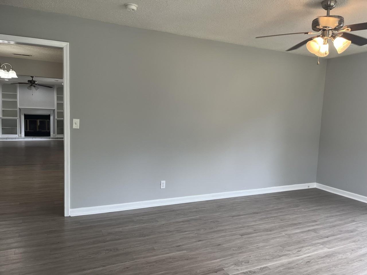 423 Mary Scott Dr - Photo 3 of 15