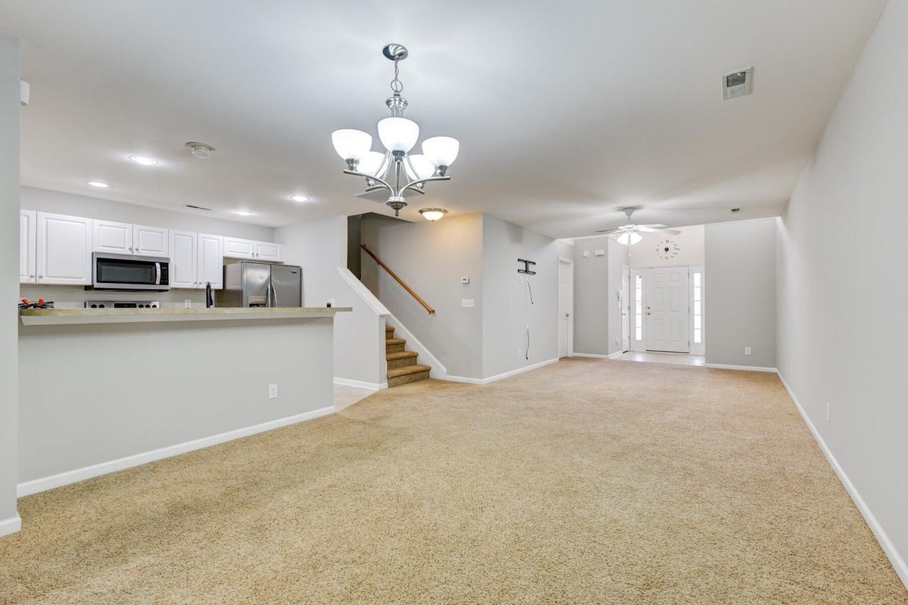 8849 Jenny Lind St - Photo 7 of 29