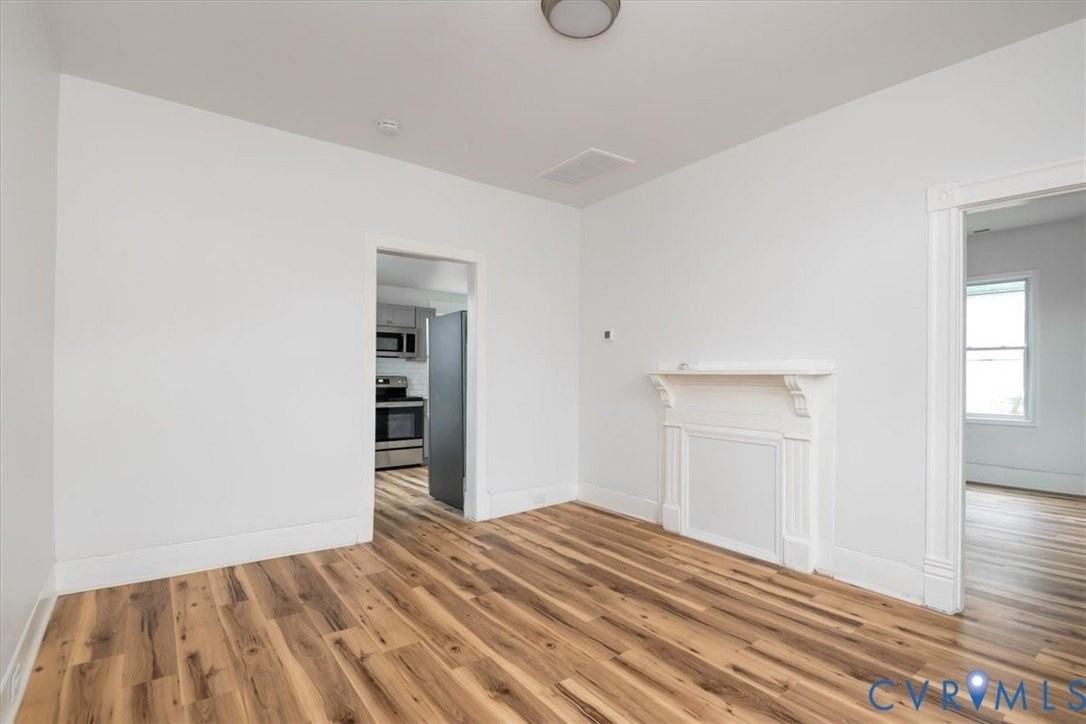 2726 Alexander Ave - Photo 4 of 39