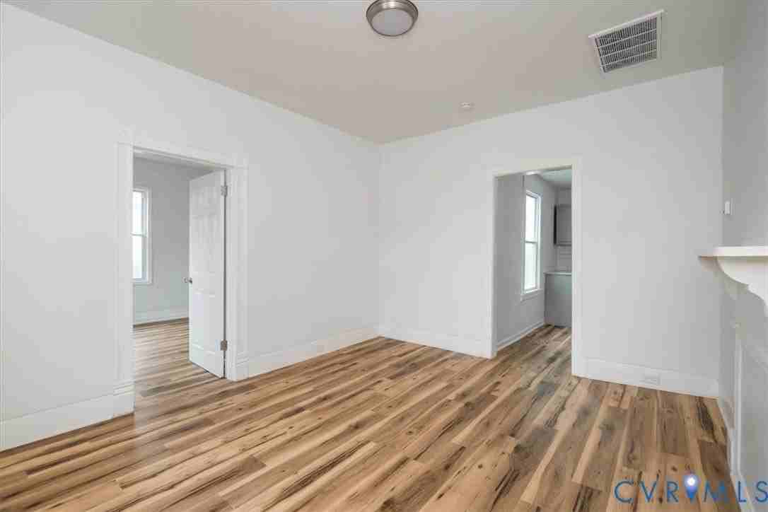 2726 Alexander Ave - Photo 5 of 39