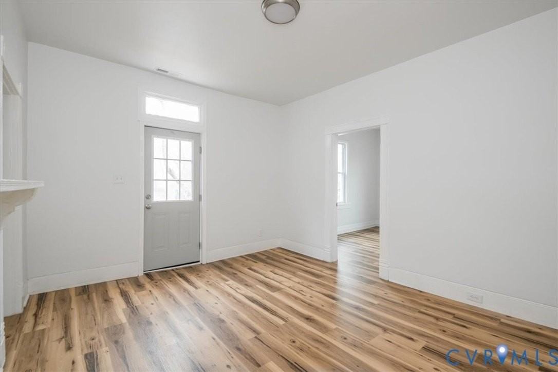 2726 Alexander Ave - Photo 7 of 39
