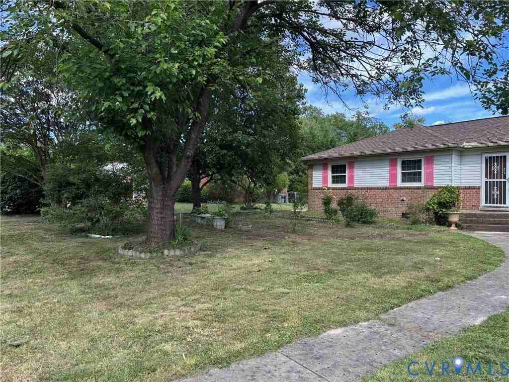 3911 Sunburst Rd - Photo 2 of 27