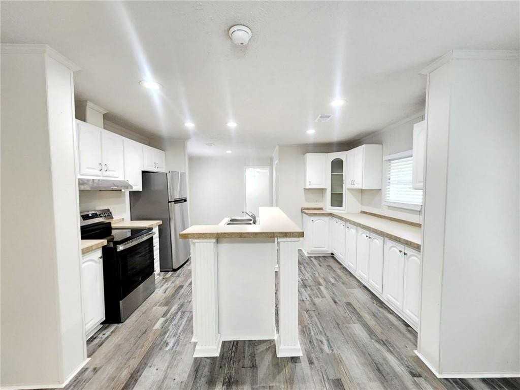 73112 Putt St - Photo 4 of 8