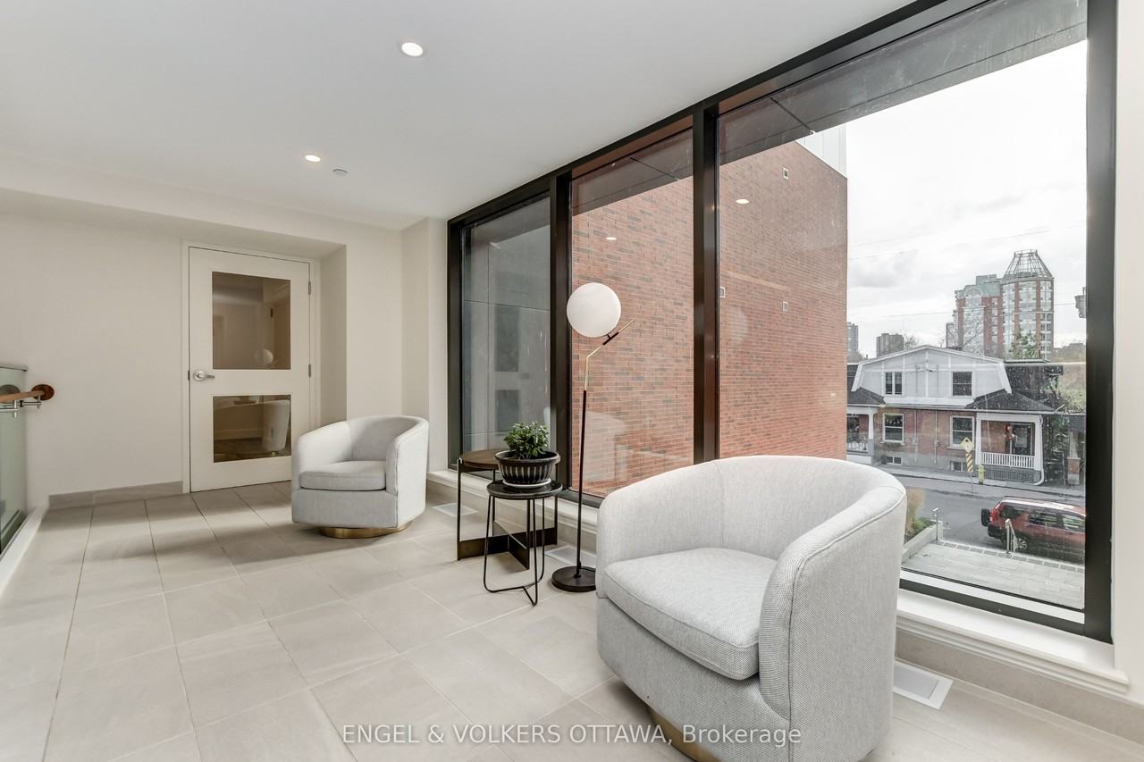 280 Crichton Street 302 - Photo 4 of 28