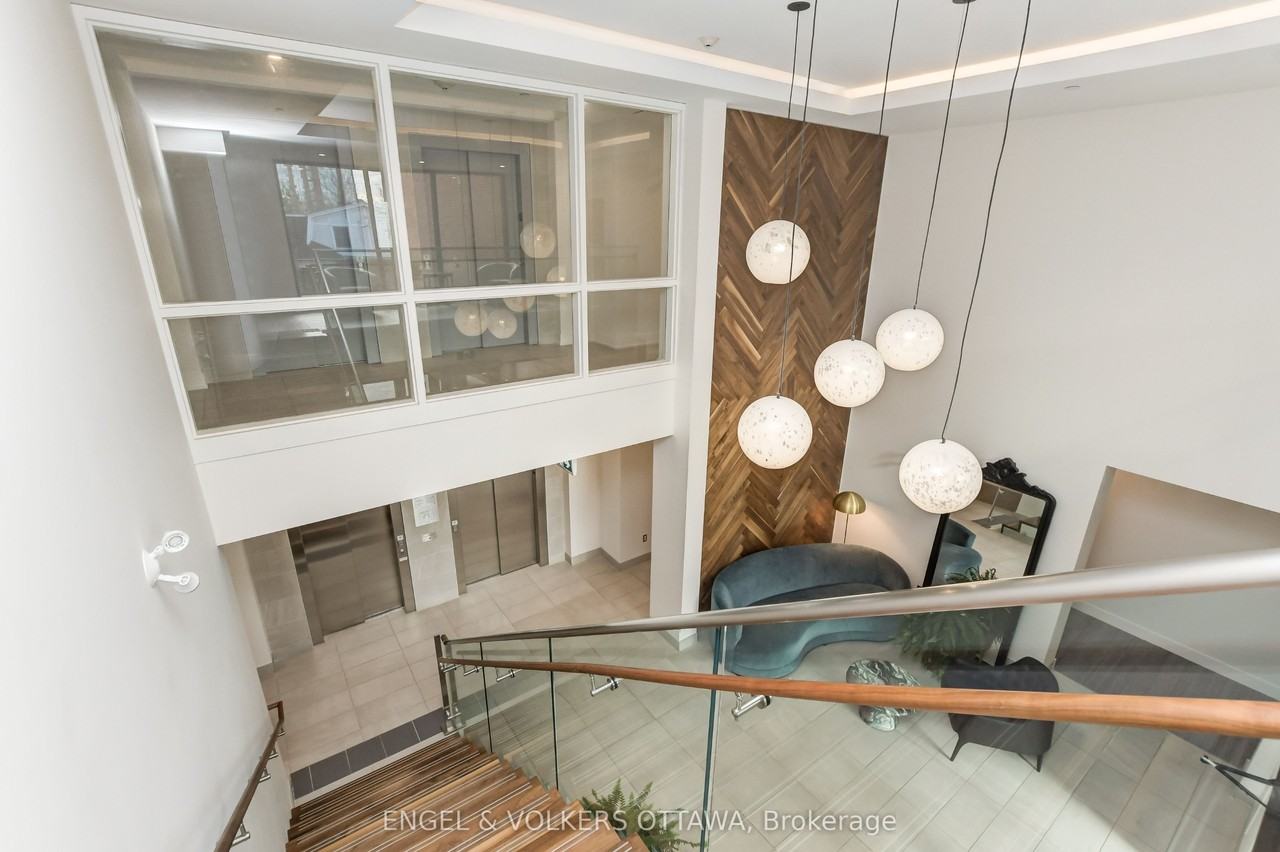 280 Crichton Street 302 - Photo 5 of 28