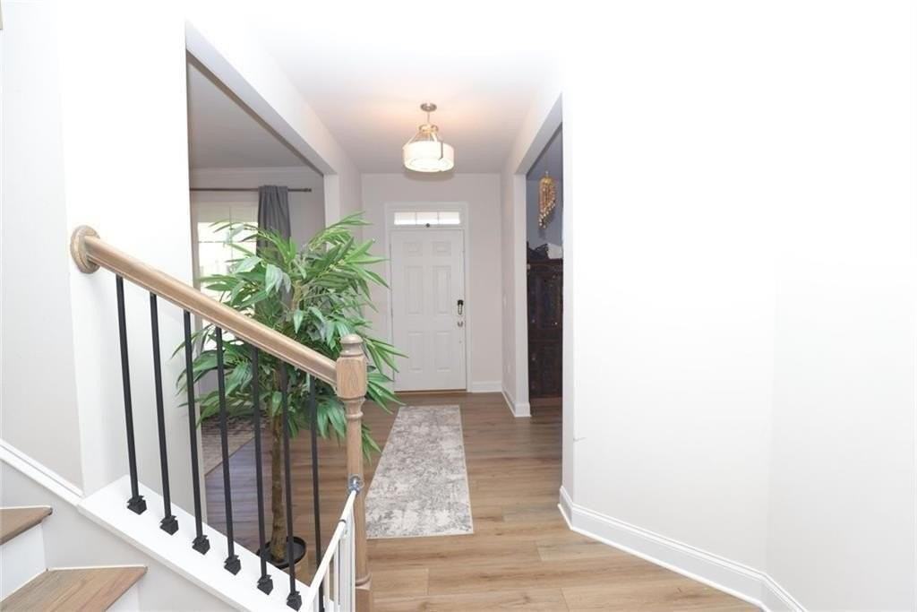 451 Carmichael Cir - Photo 4 of 19