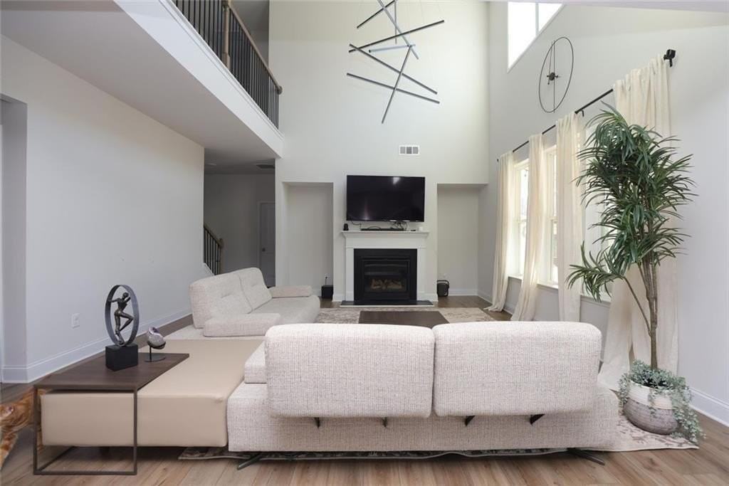 451 Carmichael Cir - Photo 5 of 19