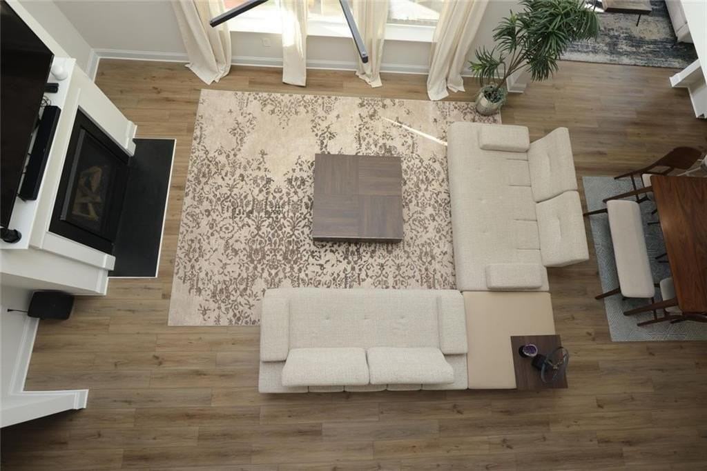 451 Carmichael Cir - Photo 6 of 19