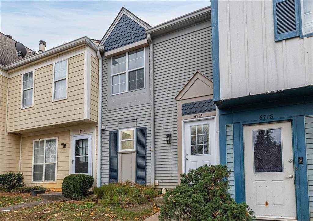 6716 Colchester Pl - Photo 3 of 23