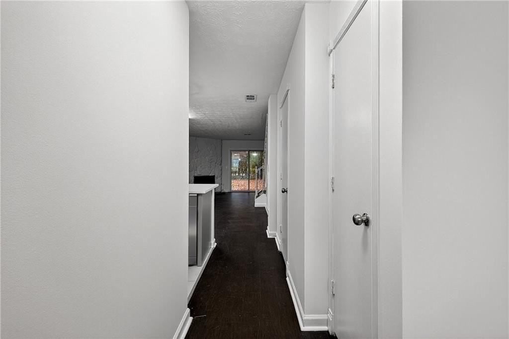 6716 Colchester Pl - Photo 4 of 23