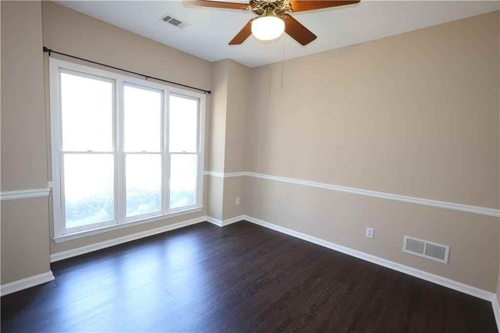 6395 Seymour Ct Nw - Photo 3 of 42