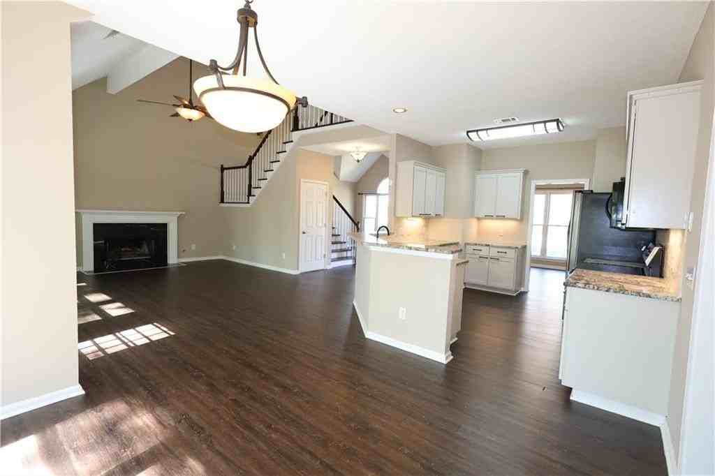 6395 Seymour Ct Nw - Photo 5 of 42