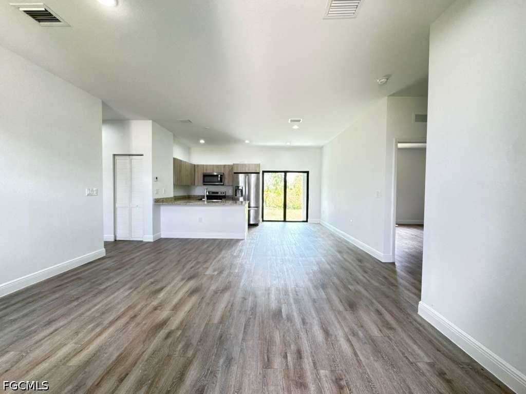 5016 N Dogwood Cir - Photo 5 of 19