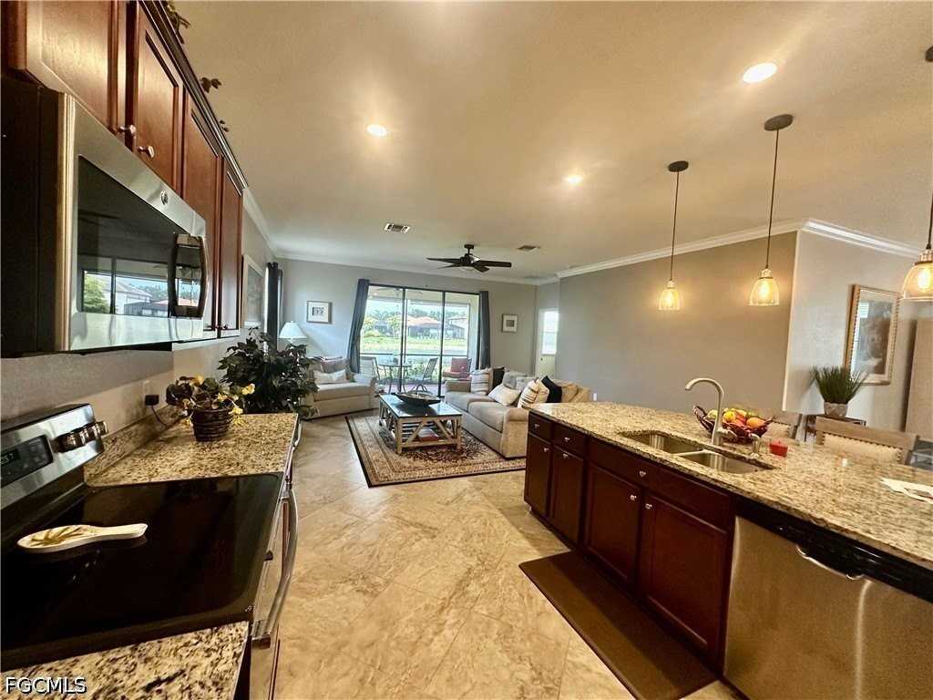 11600 Golden Oak Ter - Photo 6 of 28