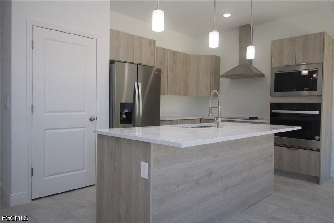 8002 Spice Ct - Photo 2 of 39