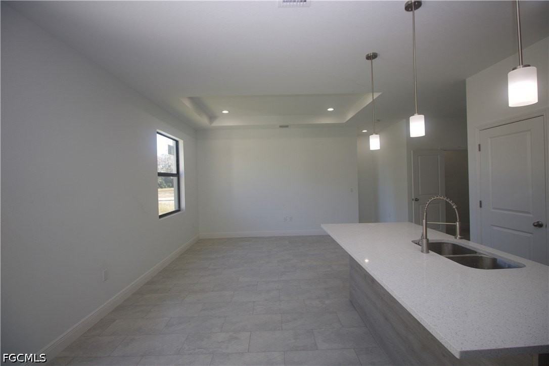 8002 Spice Ct - Photo 5 of 39