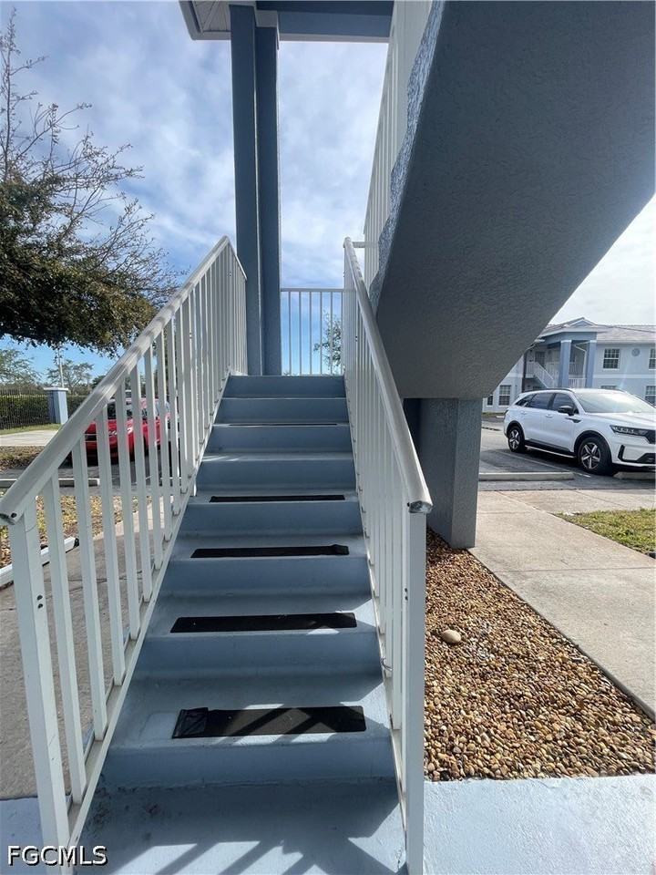 8555 Bernwood Cove Loop Apt 112 - Photo 6 of 48