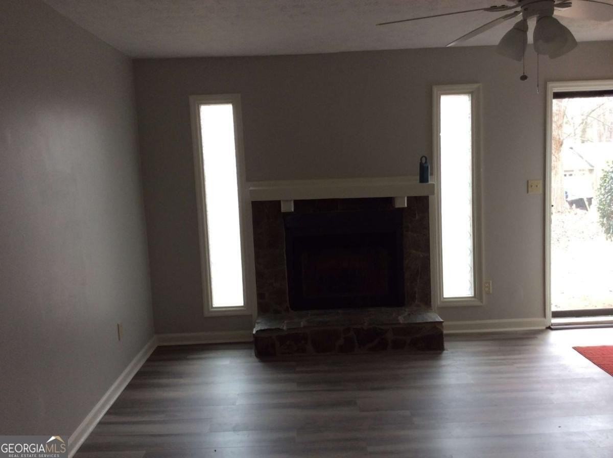 106 Richard Way - Photo 2 of 15