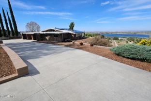 145 Lakeview Dr - Photo 1 of 1