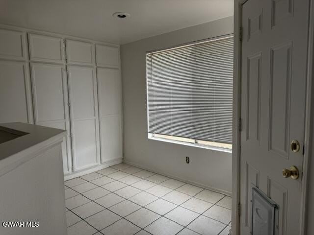 1725 Windsor Pl - Photo 6 of 19