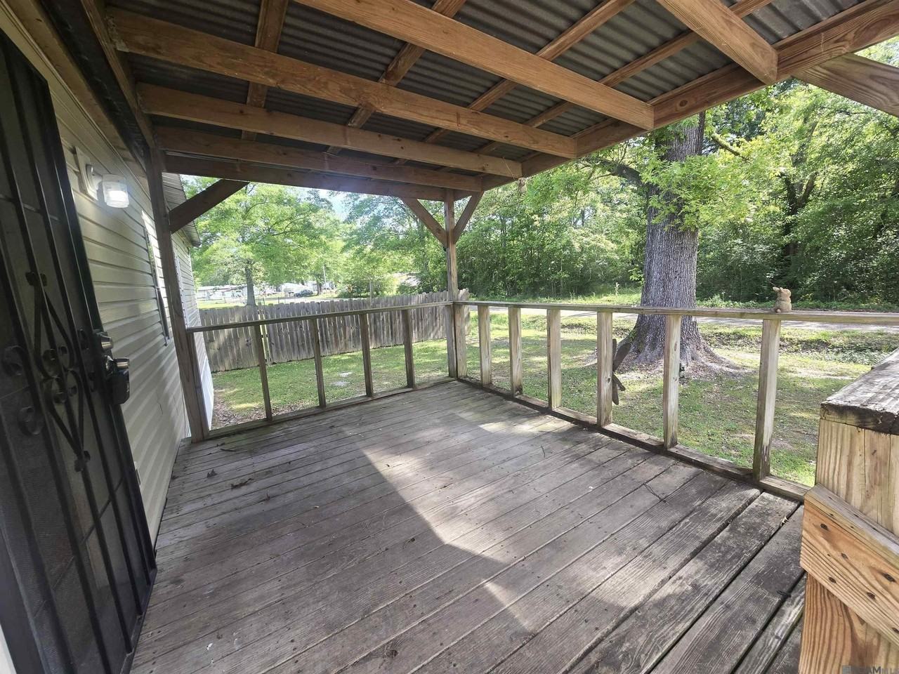 31235 Rosewood Ave - Photo 3 of 21