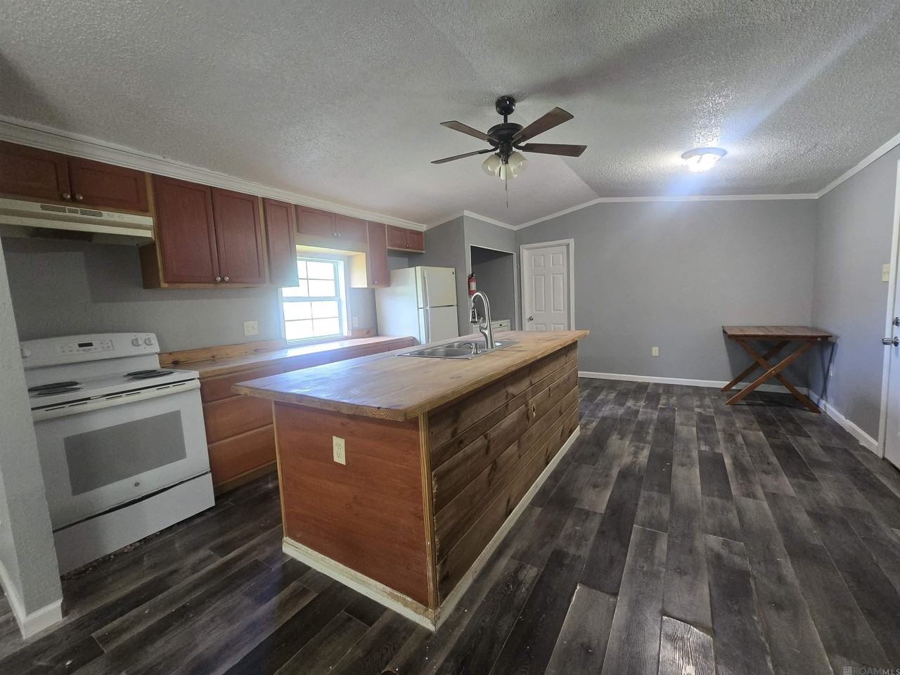 31235 Rosewood Ave - Photo 5 of 21