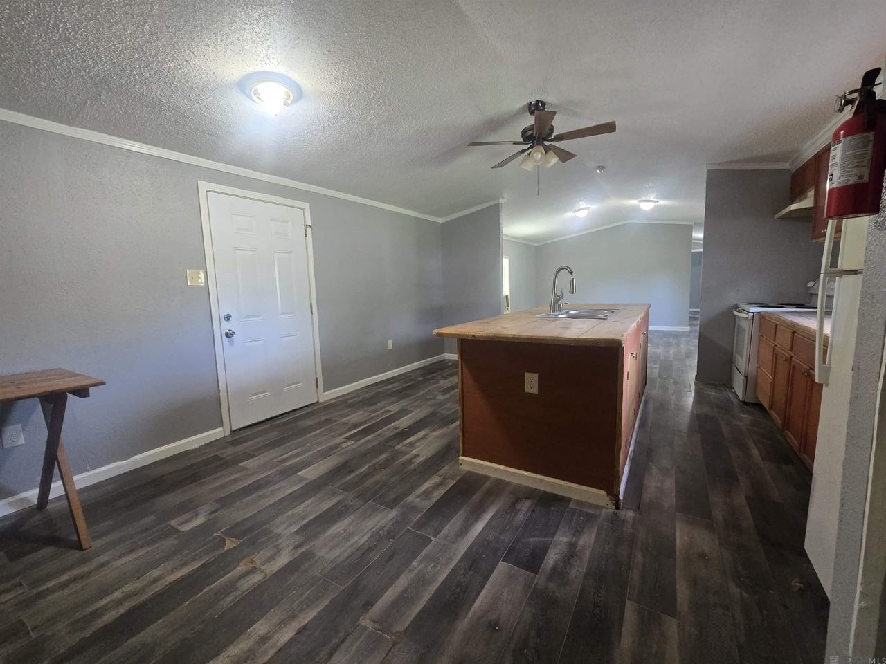 31235 Rosewood Ave - Photo 6 of 21