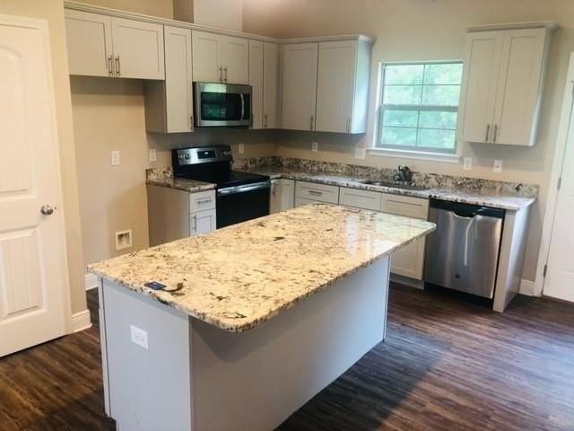 9550 Fox Hunter Ct W - Photo 2 of 5