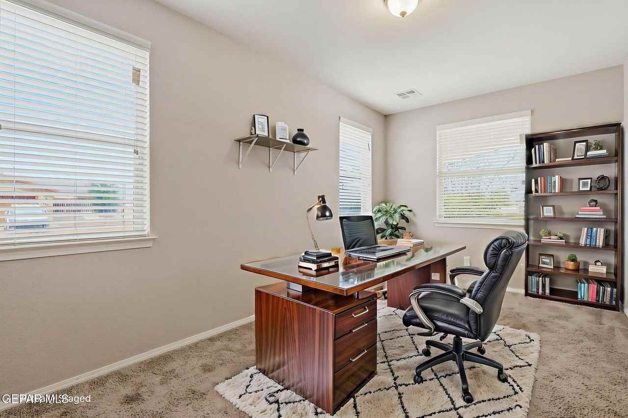 1041 Earthstar Pl - Photo 6 of 45