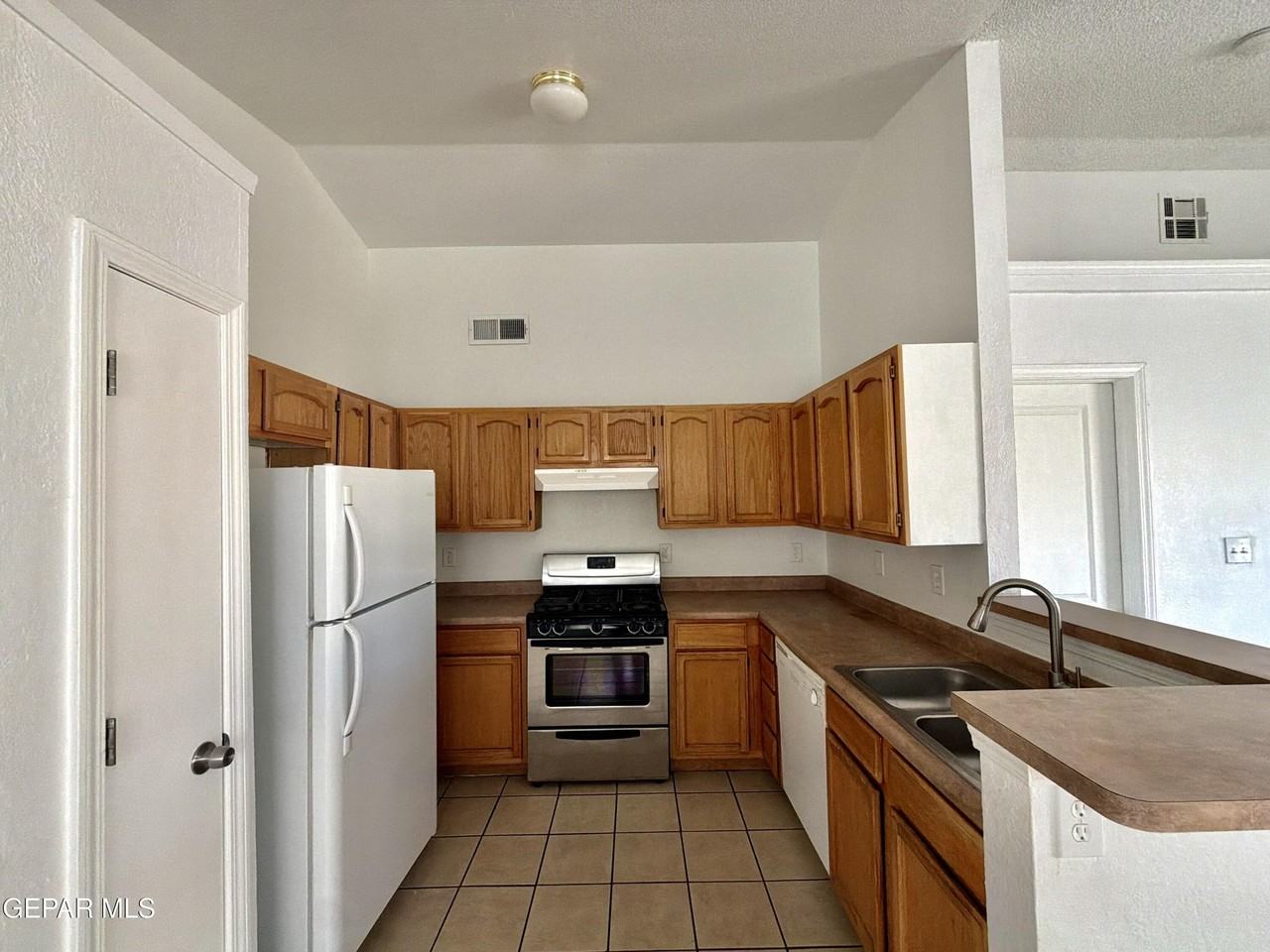 12501 Sombra Fuerte Dr - Photo 7 of 23