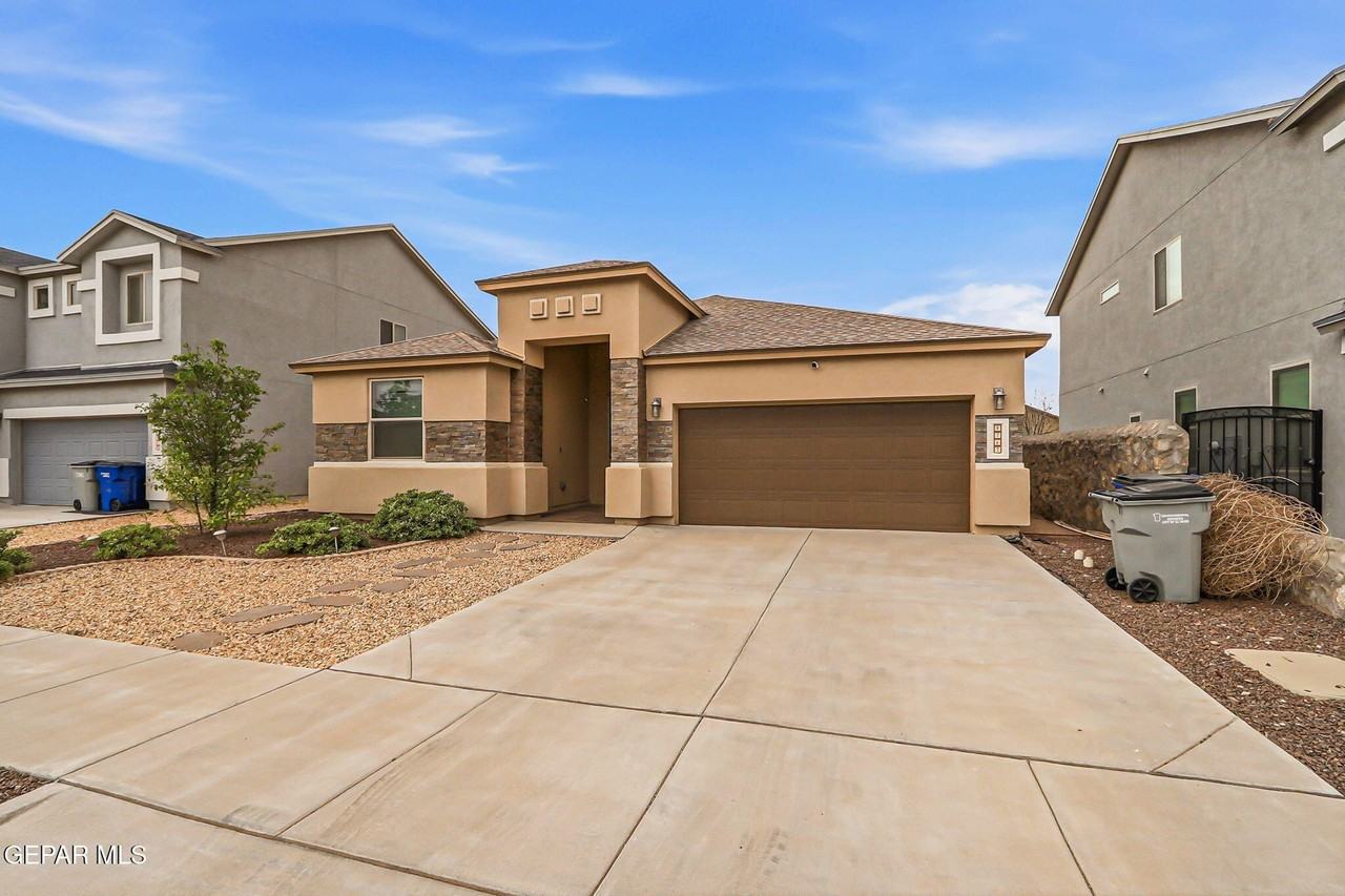 4717 Christian Azcarate St - Photo 3 of 33