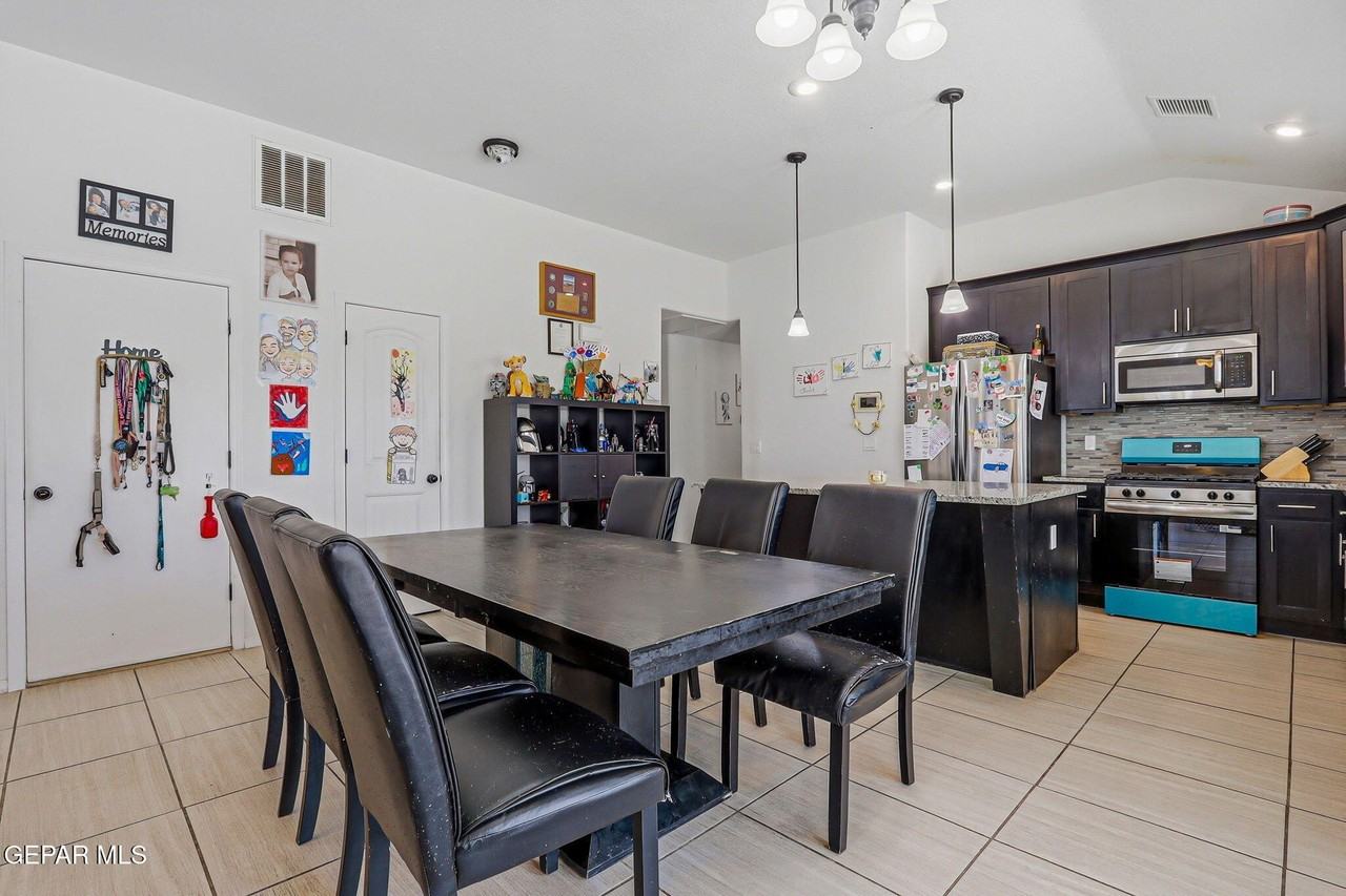 12748 Tre Maximiliano Ave - Photo 7 of 33