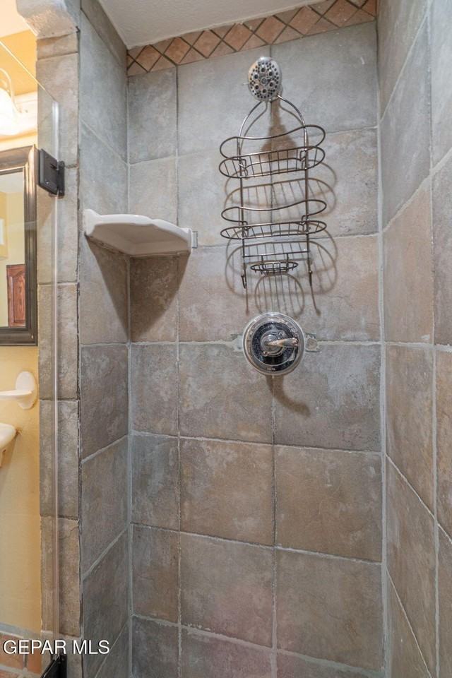 604 Haverhill Rd Unit B - Photo 3 of 19