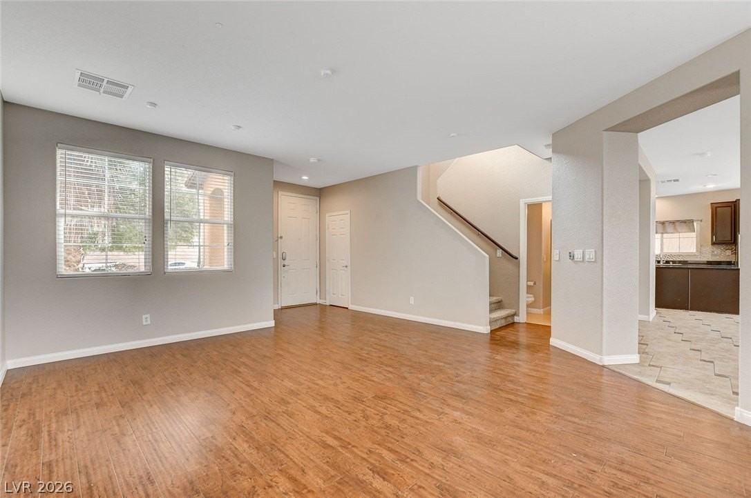 66 Archer Glen Ave - Photo 4 of 24