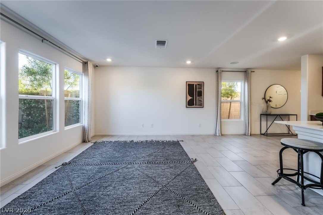 4327 W Gary Ave - Photo 7 of 34